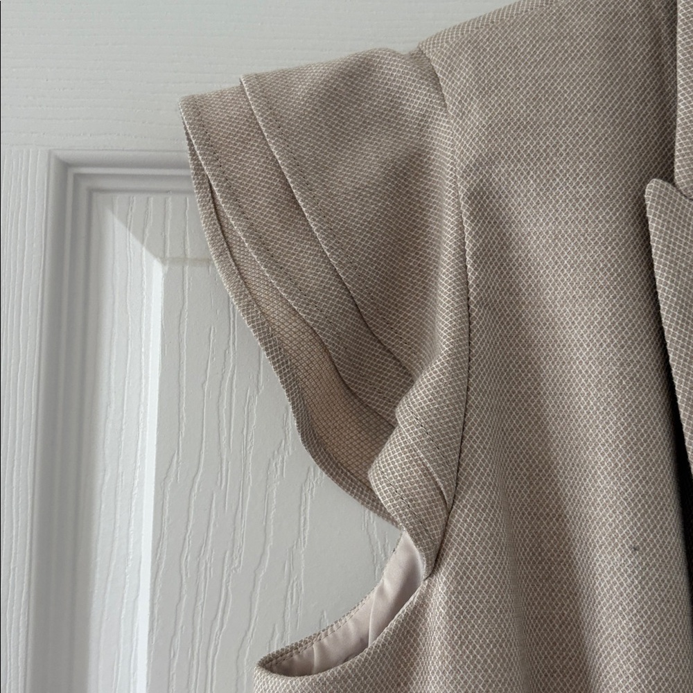 WHBM Biscotti Studio Vest - Picture 6 of 6
